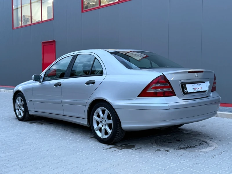 Mercedes-Benz C 220 2.2 150 646 Италия , снимка 4 - Автомобили и джипове - 49305115