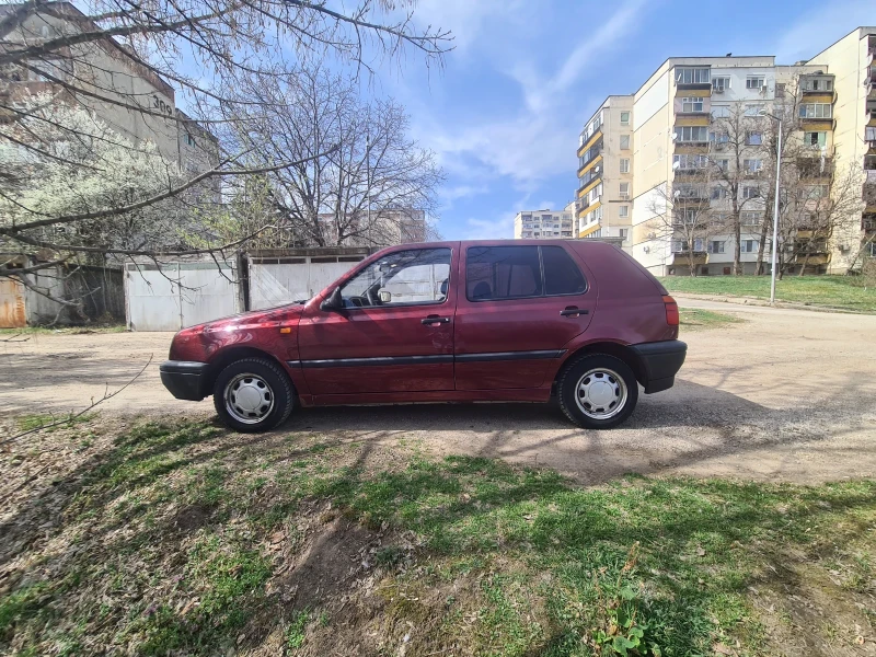 VW Golf, снимка 5 - Автомобили и джипове - 49515231