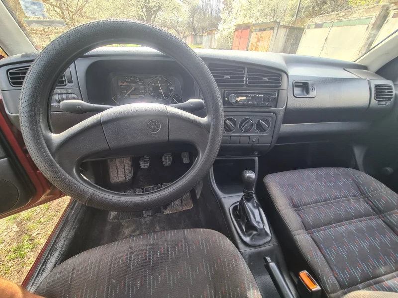 VW Golf, снимка 2 - Автомобили и джипове - 49515231