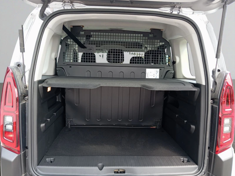 Citroen Berlingo MCA MPV M Feel 1.5 BlueHDI 102 BVM6 S&S E6.4 N1, снимка 13 - Автомобили и джипове - 51028164