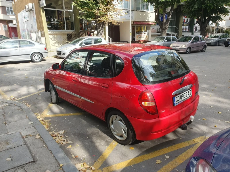 Daihatsu Sirion 1.0, снимка 4 - Автомобили и джипове - 52327301