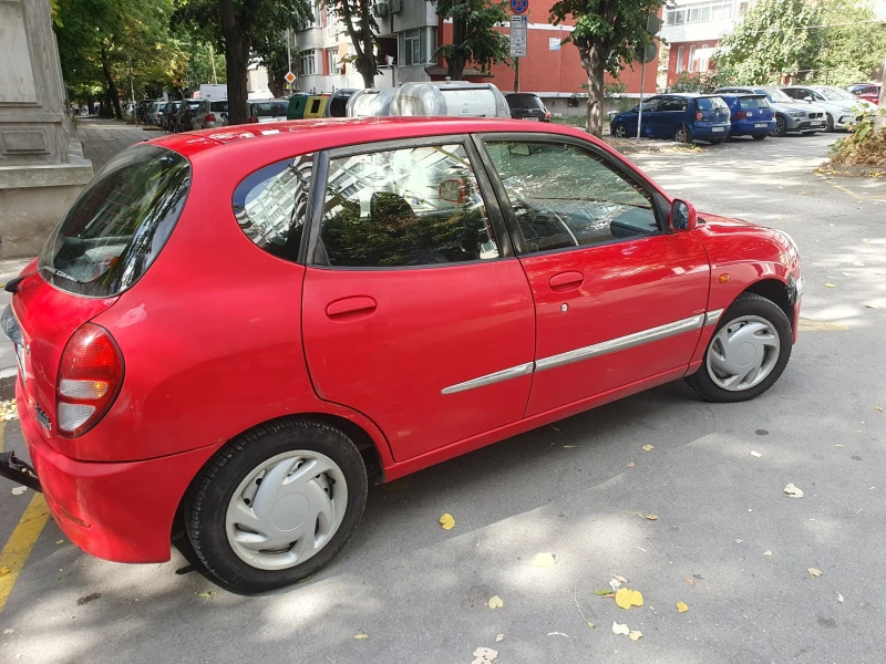Daihatsu Sirion 1.0, снимка 6 - Автомобили и джипове - 52327301