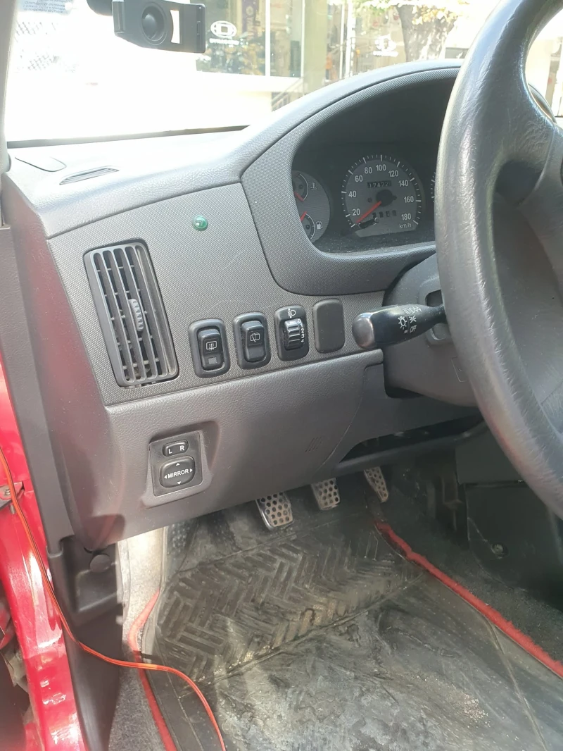 Daihatsu Sirion 1.0, снимка 7 - Автомобили и джипове - 52327301