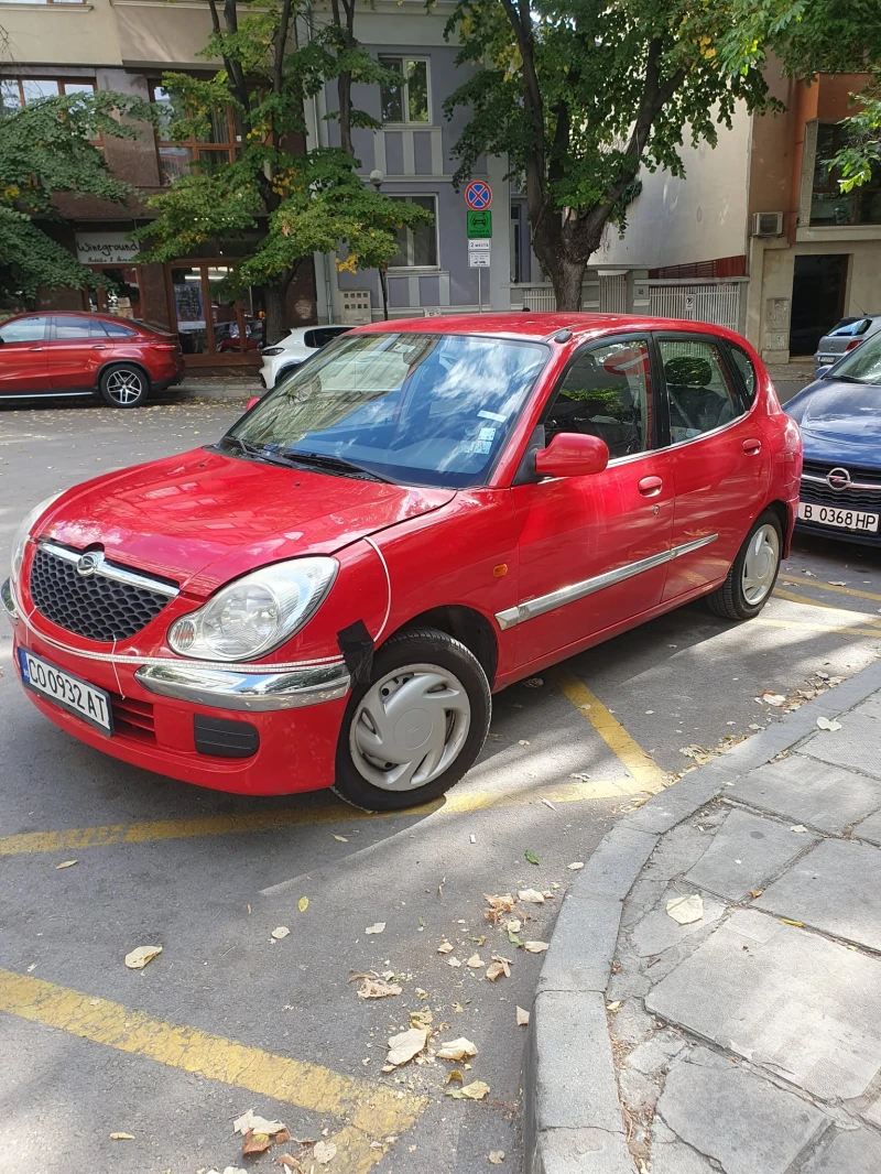 Daihatsu Sirion 1.0, снимка 2 - Автомобили и джипове - 52327301