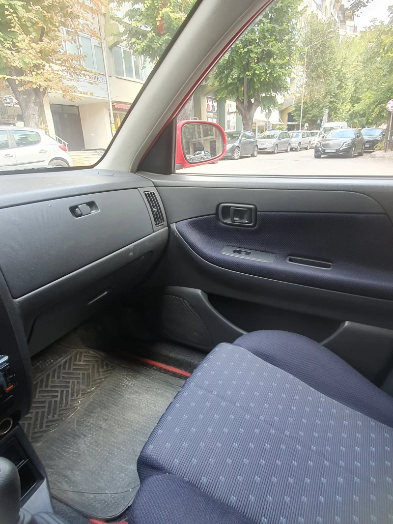 Daihatsu Sirion 1.0, снимка 8 - Автомобили и джипове - 52327301