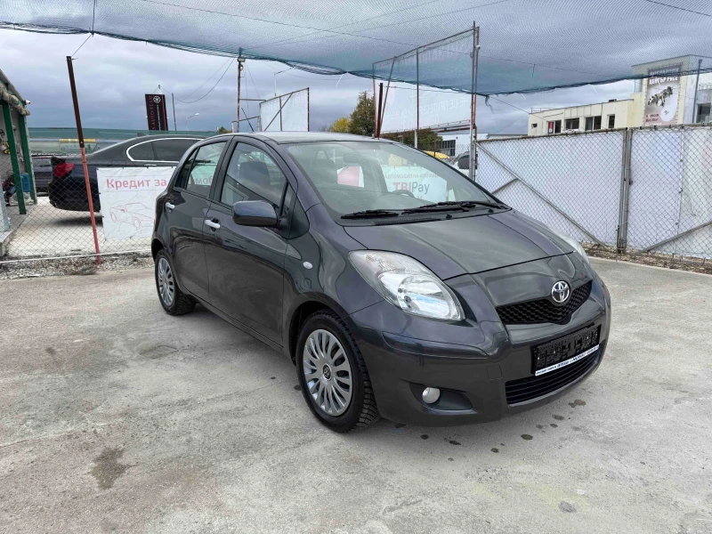 Toyota Yaris  Facelift benzin, снимка 3 - Автомобили и джипове - 52080435