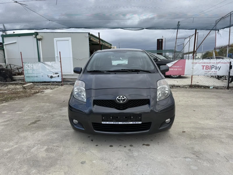 Toyota Yaris  Facelift benzin, снимка 2 - Автомобили и джипове - 52080435