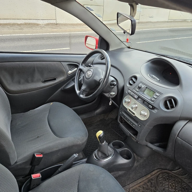 Toyota Yaris 1.4 d4d 90hp face, снимка 12 - Автомобили и джипове - 52140474