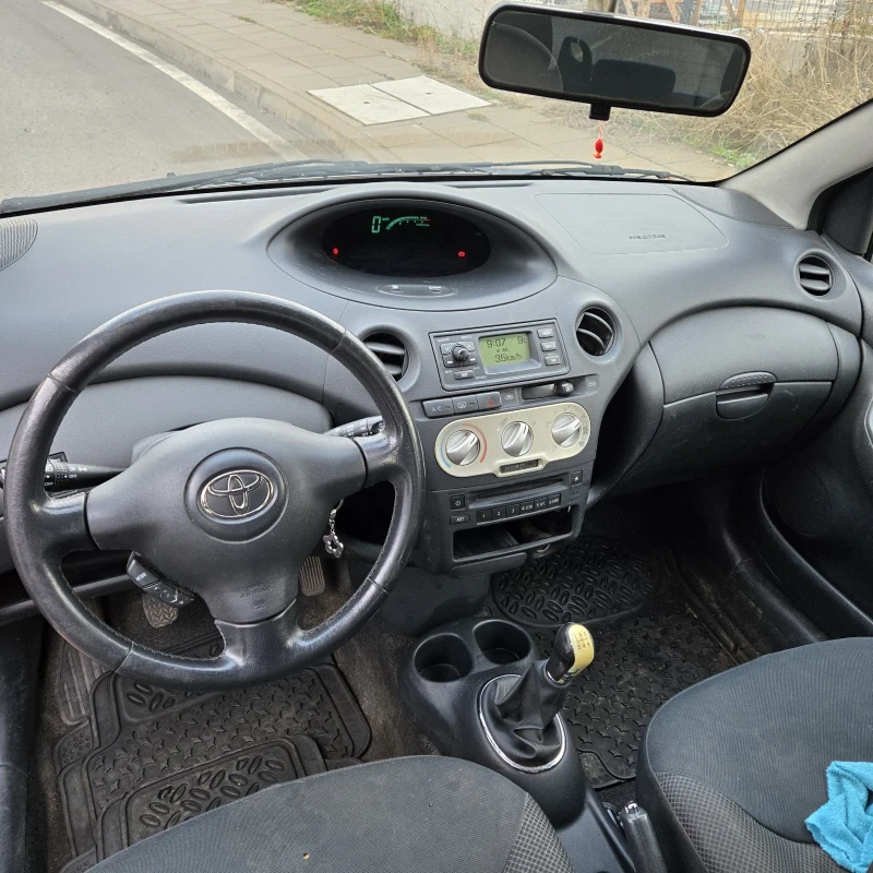 Toyota Yaris 1.4 d4d 90hp face, снимка 10 - Автомобили и джипове - 52140474