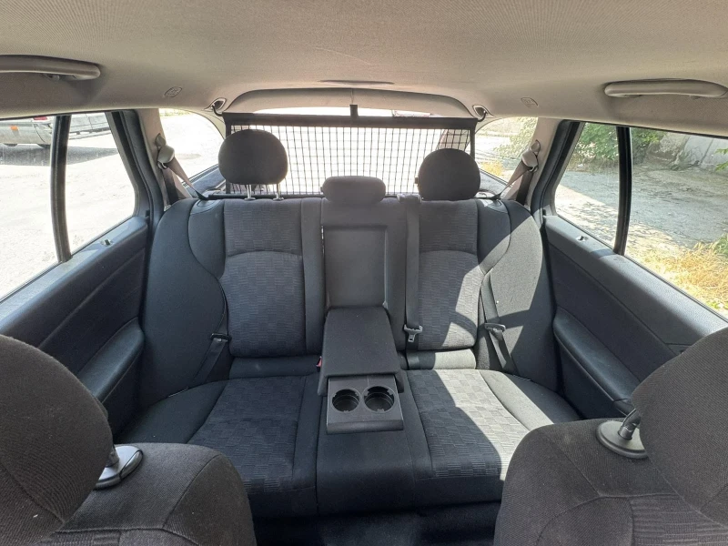 Mercedes-Benz C 200, снимка 6 - Автомобили и джипове - 52640100