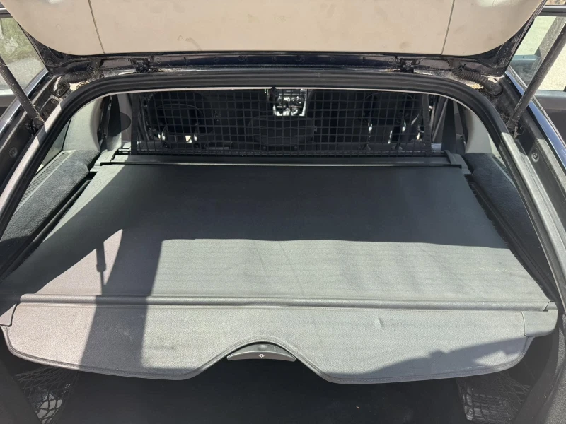 Mercedes-Benz C 200, снимка 8 - Автомобили и джипове - 52640100