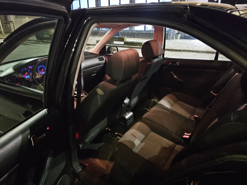 VW Bora 1.9 TDI, снимка 14 - Автомобили и джипове - 52951684