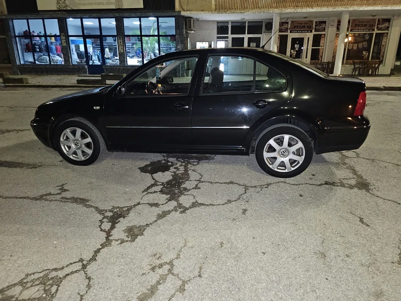 VW Bora 1.9 TDI, снимка 8 - Автомобили и джипове - 52951684