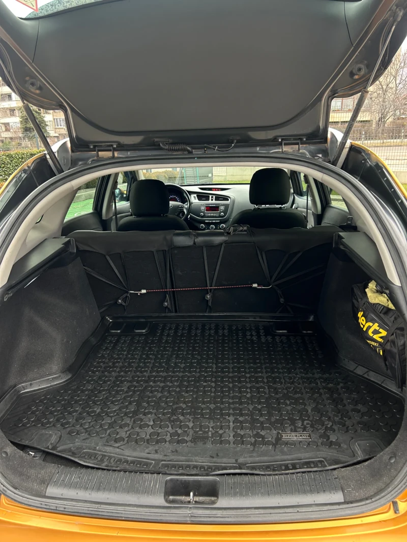 Kia Ceed 1.4 всичко платено, снимка 13 - Автомобили и джипове - 53222101