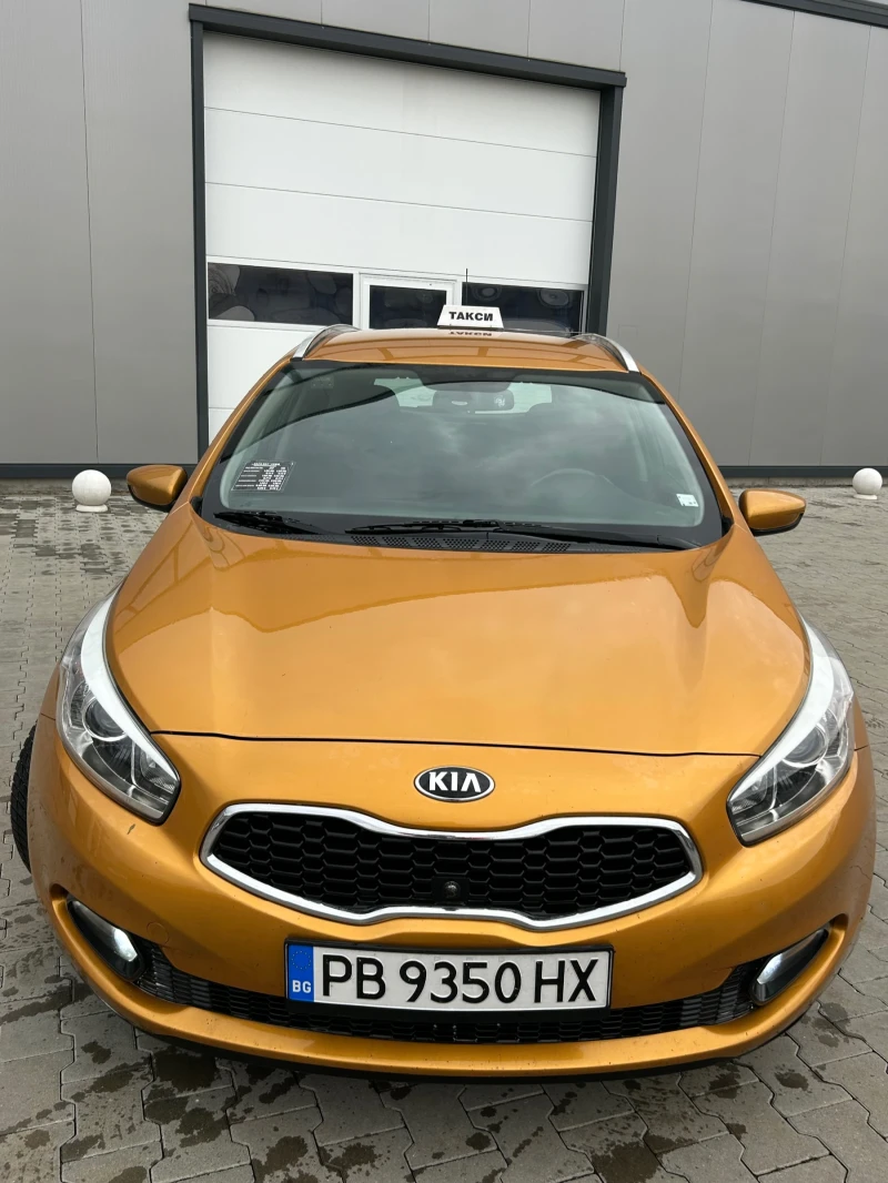 Kia Ceed 1.4 всичко платено, снимка 2 - Автомобили и джипове - 53222101