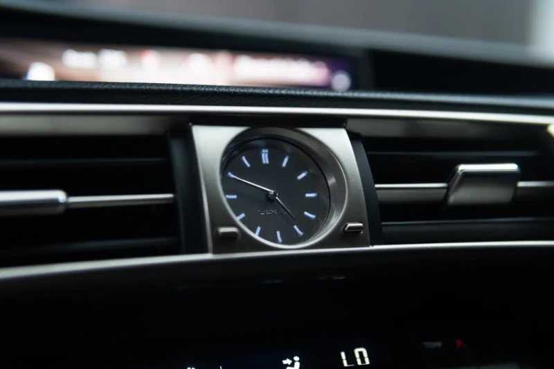 Lexus IS 300, снимка 10 - Автомобили и джипове - 53374202