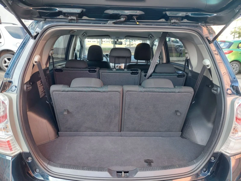 Toyota Verso 1.8 99000км AUTOMAT НОВА 6+ 1, снимка 15 - Автомобили и джипове - 53386506