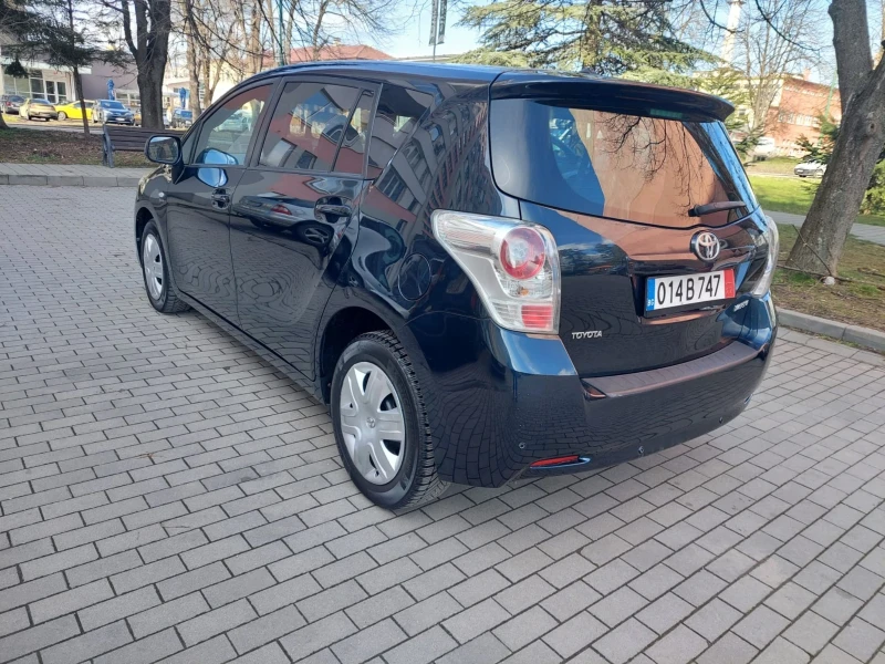 Toyota Verso 1.8 99000км AUTOMAT НОВА 6+ 1, снимка 8 - Автомобили и джипове - 53386506