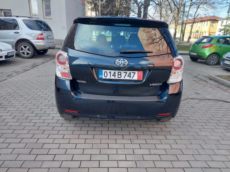 Toyota Verso 1.8 99000км AUTOMAT НОВА 6+ 1, снимка 7 - Автомобили и джипове - 53386506
