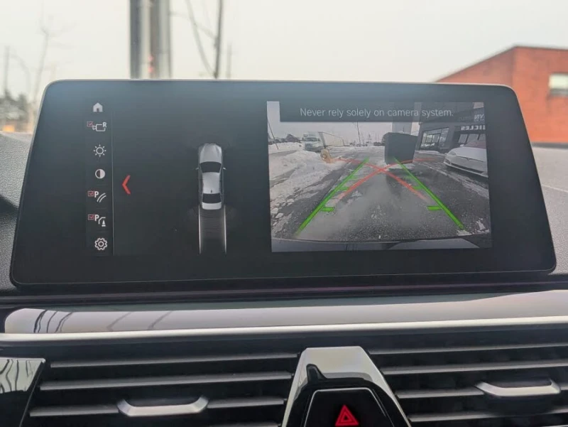 BMW 530 Series 530i xDrive Sedan AWD, снимка 10 - Автомобили и джипове - 53452702