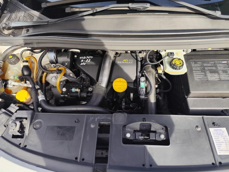 Renault Scenic 1.5DCi* KLIMATRONIK* EURO5A* , снимка 15 - Автомобили и джипове - 53536211