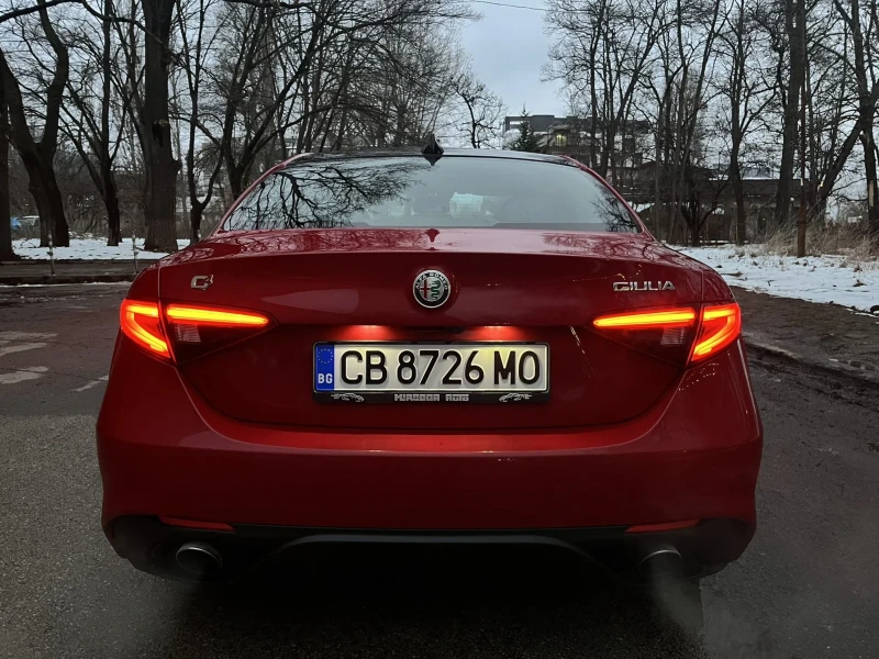 Alfa Romeo Giulia Ti, снимка 3 - Автомобили и джипове - 53580674