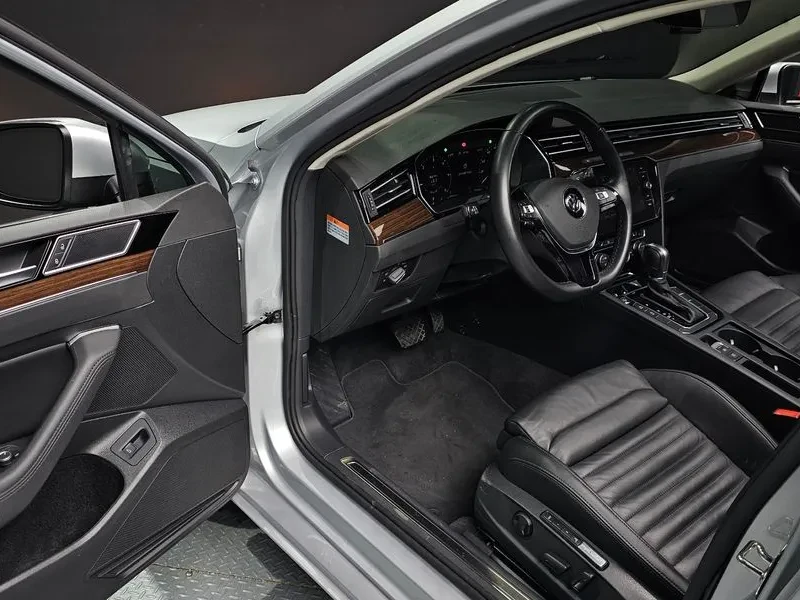 VW Passat 2.0 Tdi Premium | Mobile.bg � ����������� 10