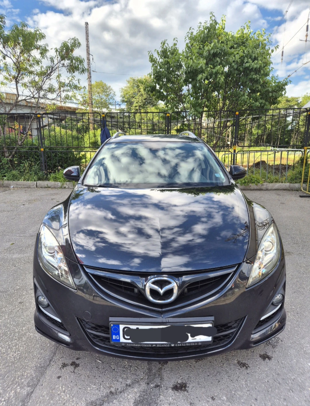 Mazda 6 Лек автомобил , снимка 1