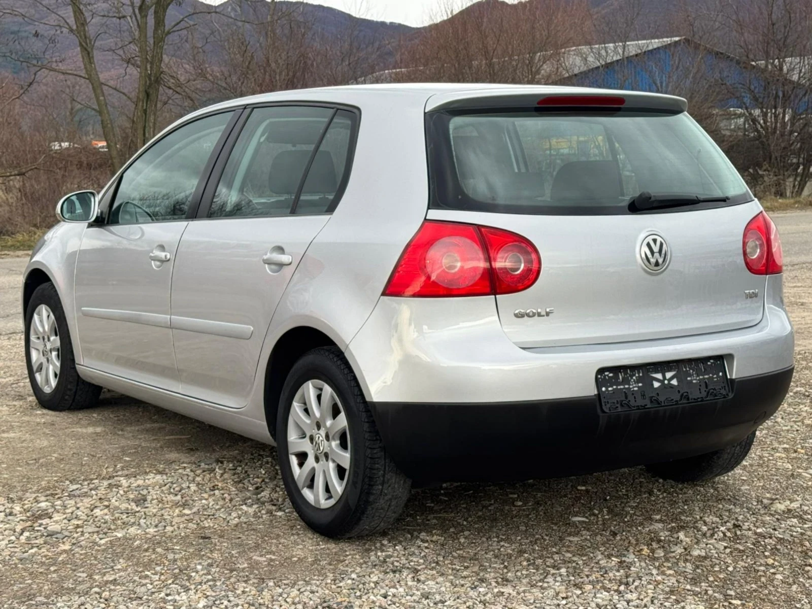 VW Golf 1.9TDI 105к.с ЛИЗИНГ - изображение 5