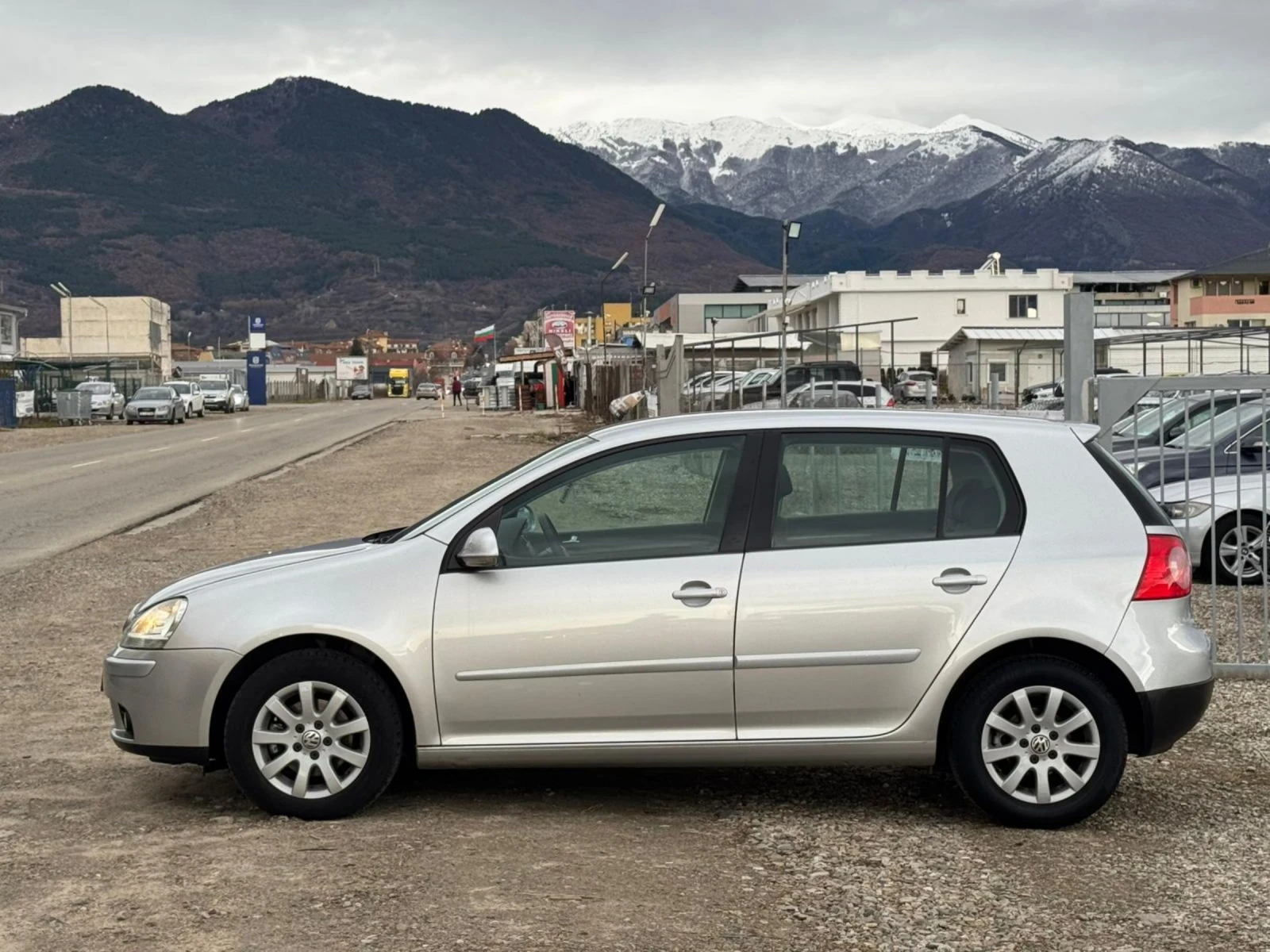 VW Golf 1.9TDI 105к.с ЛИЗИНГ - изображение 4