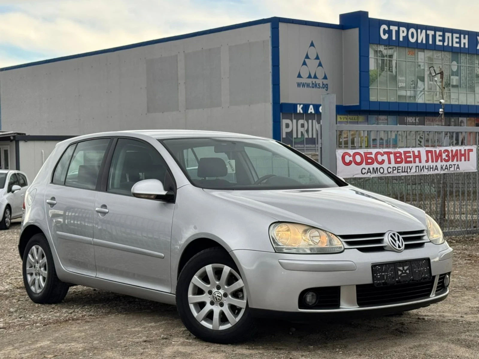 VW Golf 1.9TDI 105к.с ЛИЗИНГ - [1] 