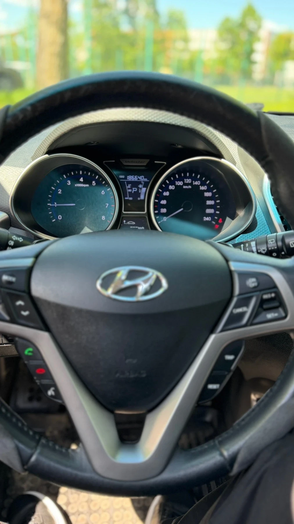 Hyundai Veloster   - изображение 7