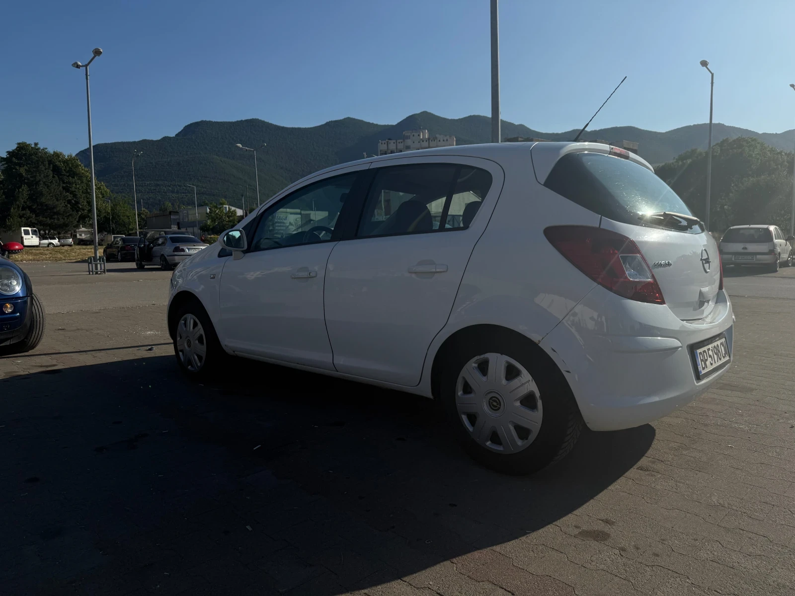 Opel Corsa 1.4 - изображение 2