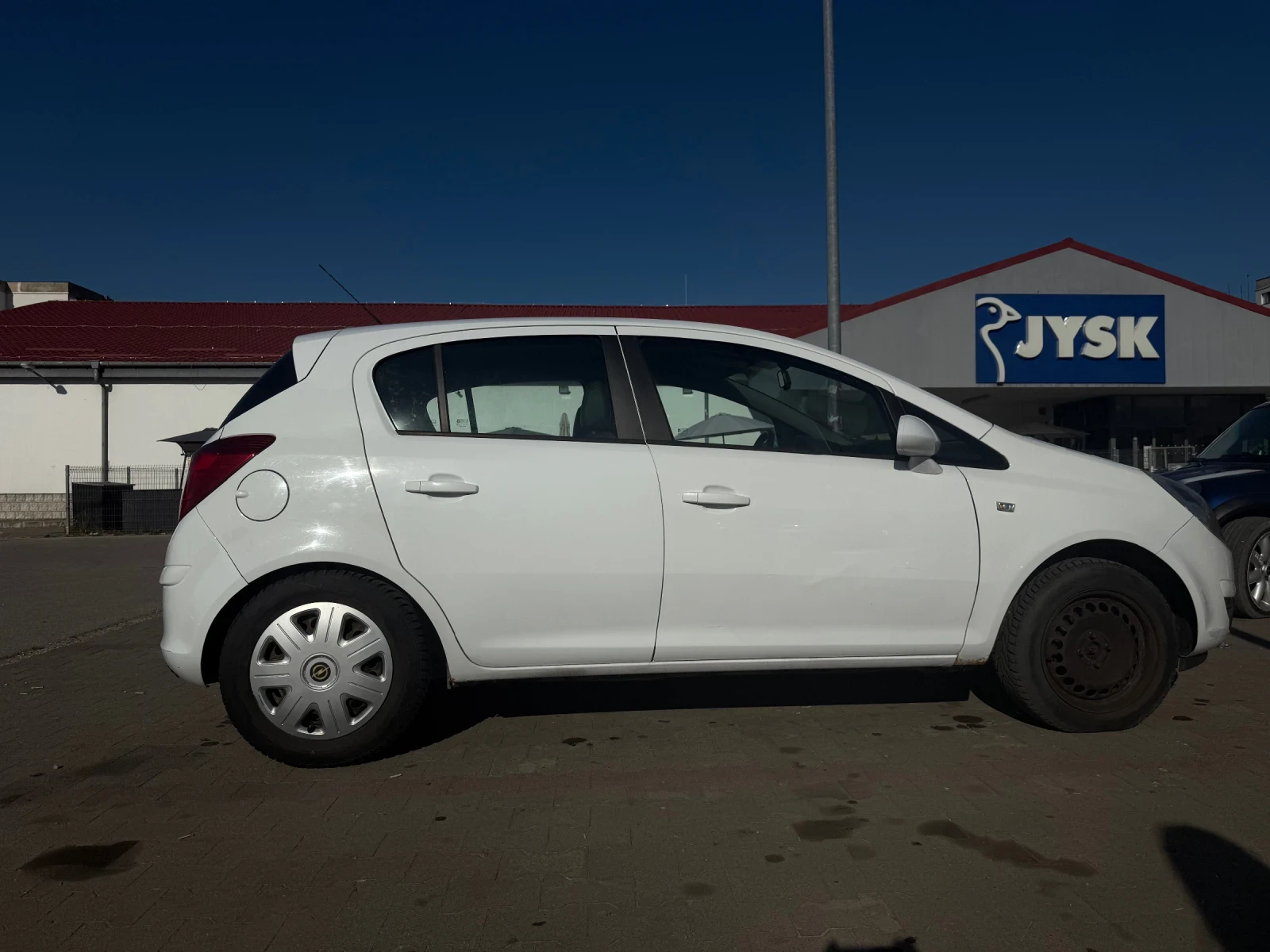 Opel Corsa 1.4 - изображение 4