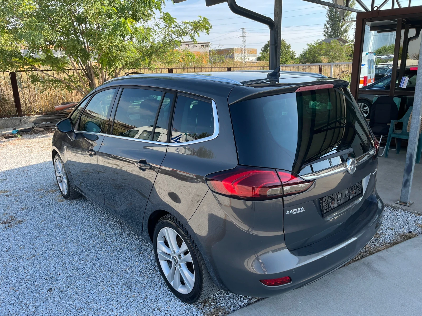 Opel Zafira 1, 6 d 136 ps COSMO NAVI 7 места - изображение 4