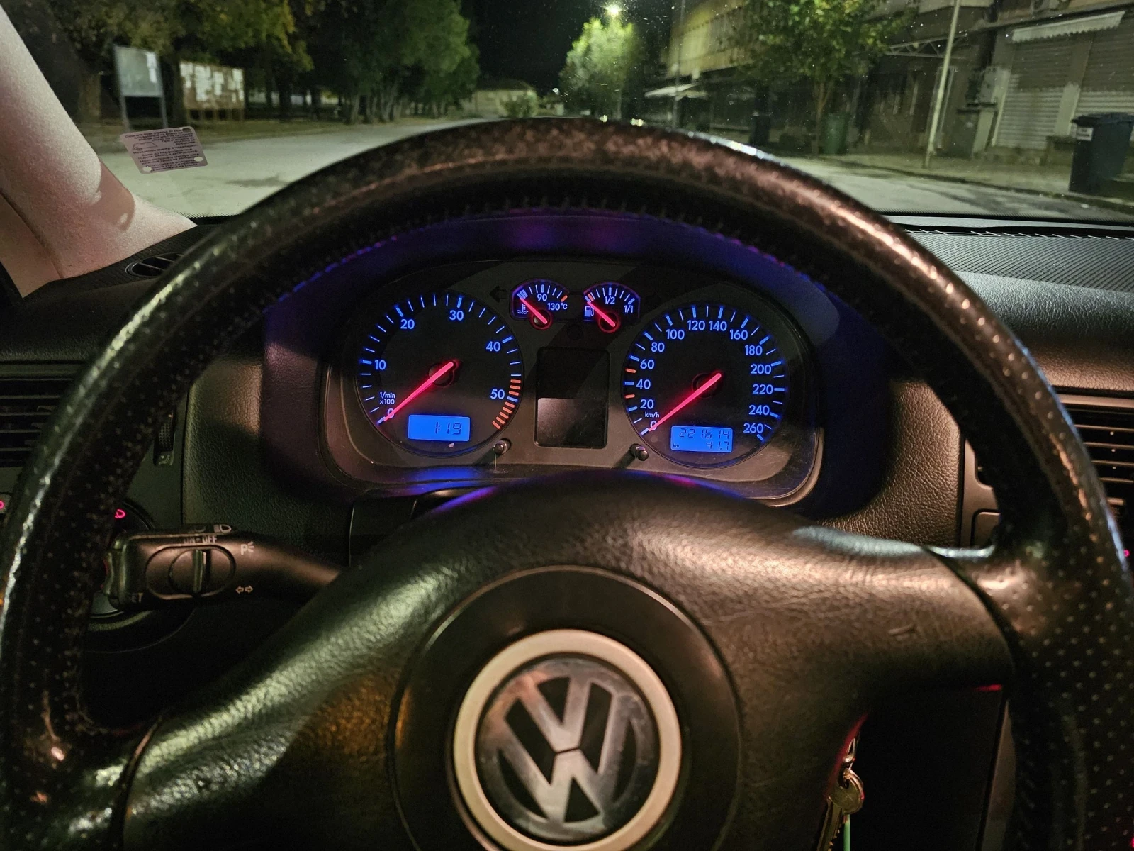 VW Bora 1.9 TDI | Mobile.bg � ����������� 11