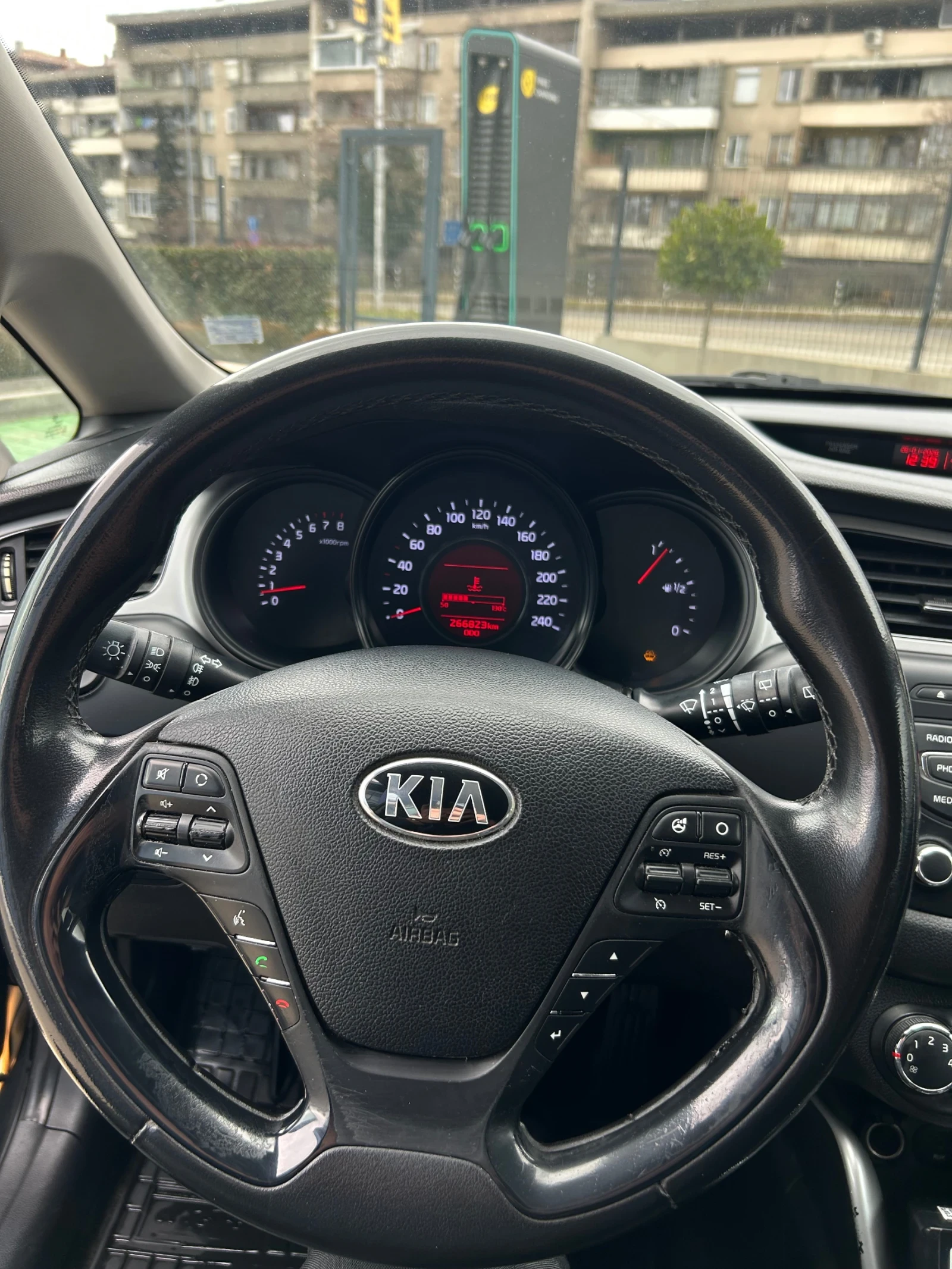 Kia Ceed 1.4 ������ ������� | Mobile.bg � ����������� 11