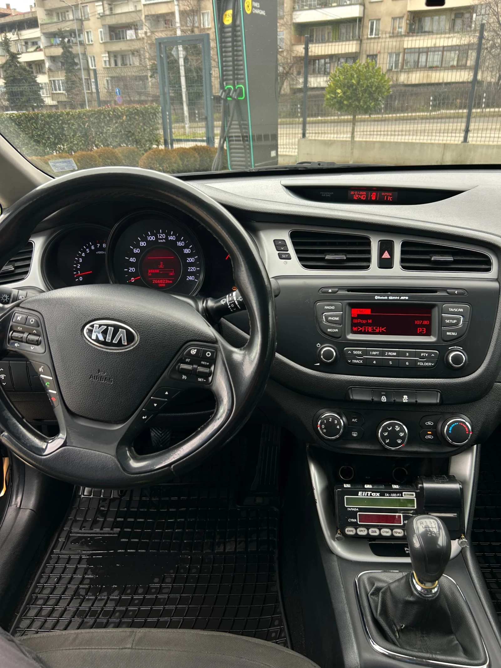 Kia Ceed 1.4 всичко платено - изображение 10