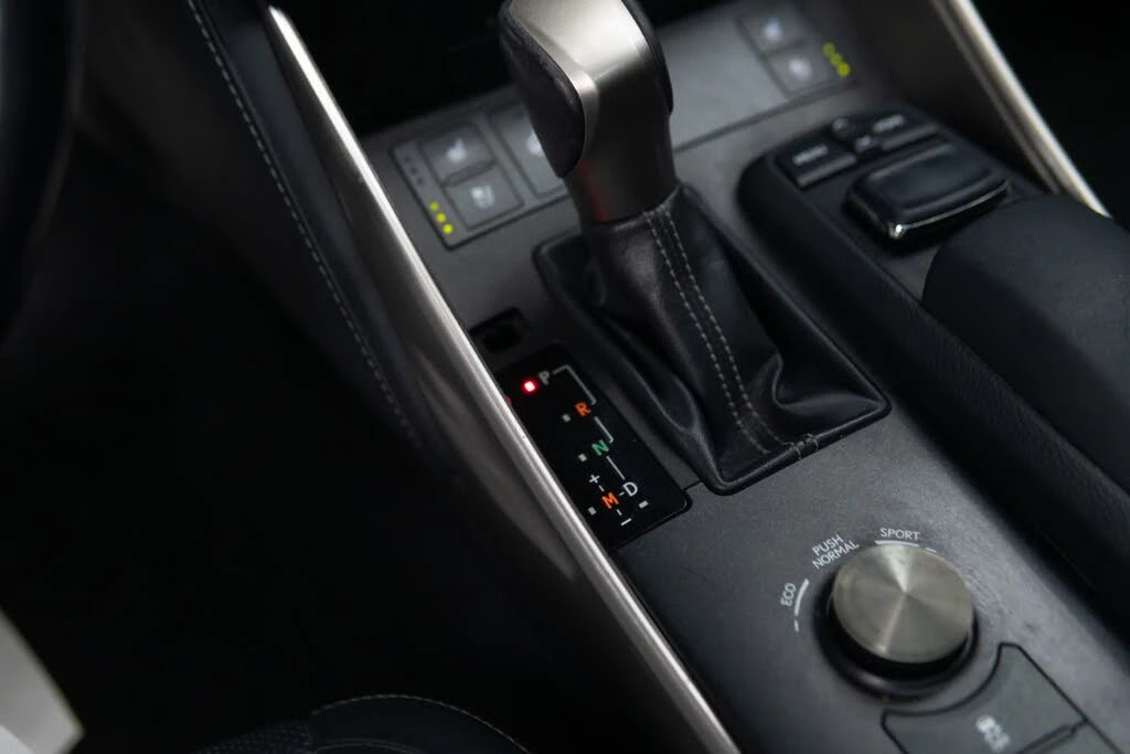 Lexus IS 300 | Mobile.bg � ����������� 15