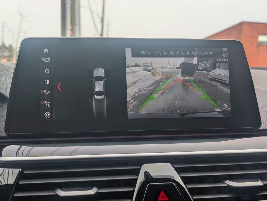 BMW 530 Series 530i xDrive Sedan AWD - изображение 10