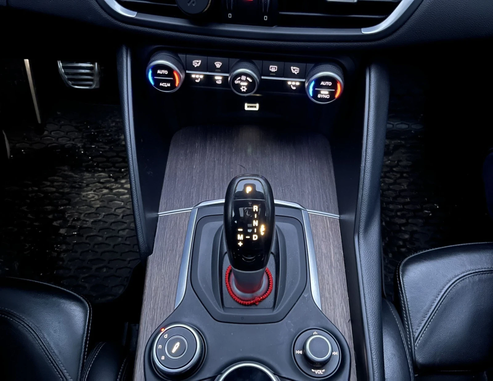 Alfa Romeo Giulia Ti | Mobile.bg � ����������� 11