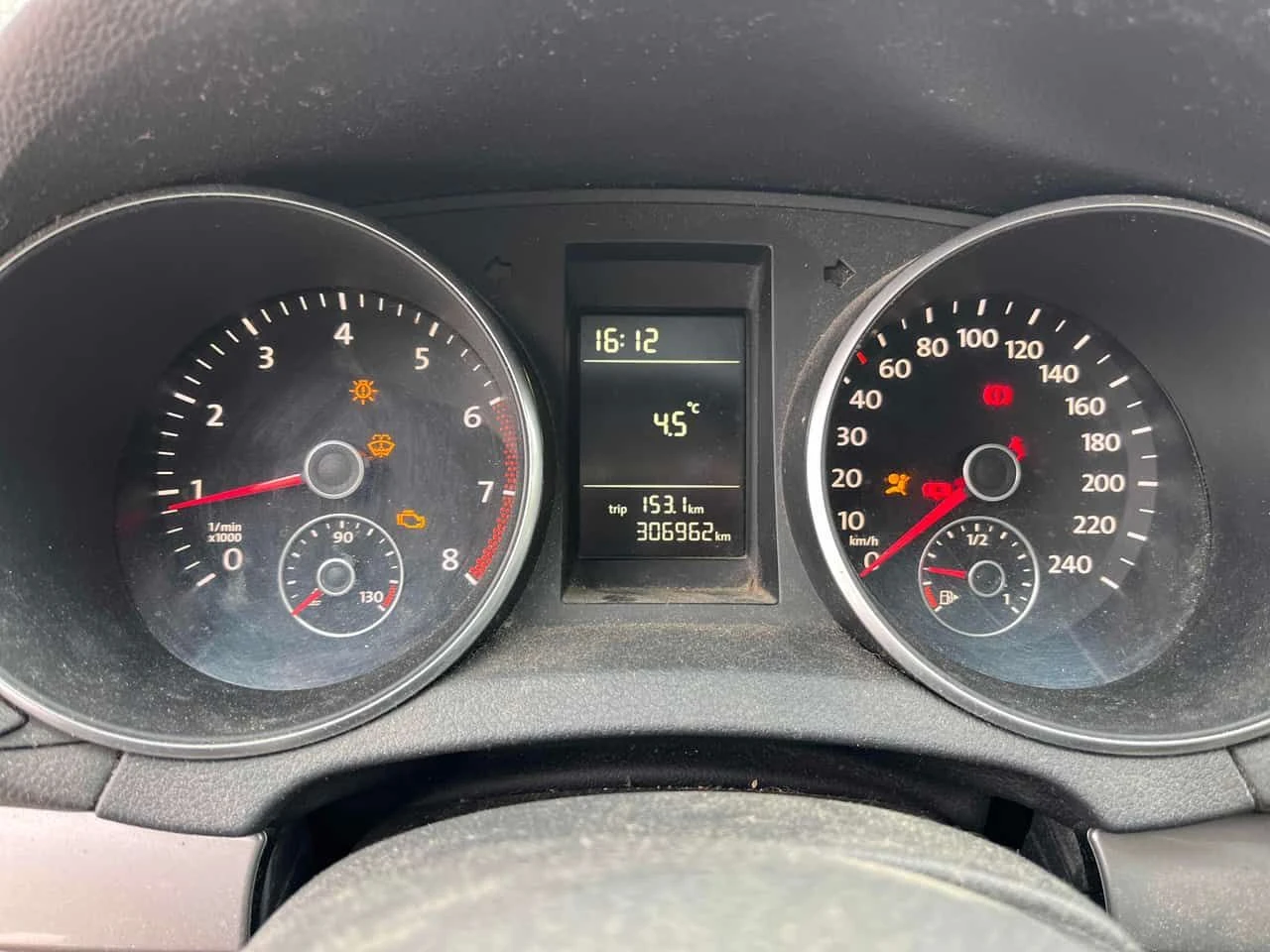 VW Golf * 5dr HB Man * CARFAX * ЦЕНА ДО БГ, снимка 8 - Автомобили и джипове - 53740677