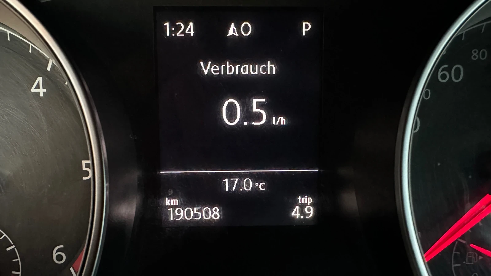 VW Golf 2.0TDI Highline, снимка 10 - Автомобили и джипове - 53951938