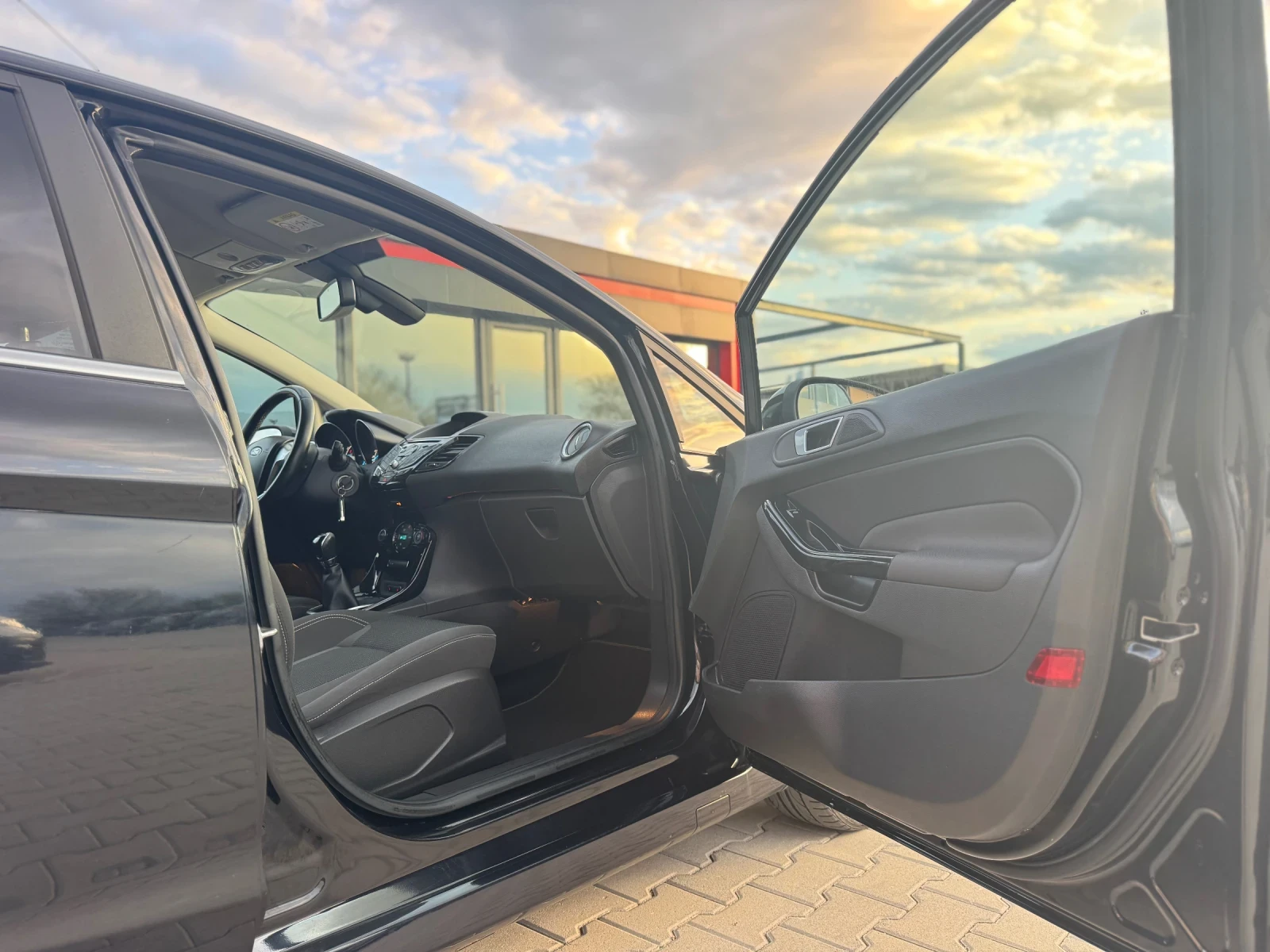 Ford Fiesta ST-OPTIC SERVIZ TOP, снимка 13 - Автомобили и джипове - 54260282