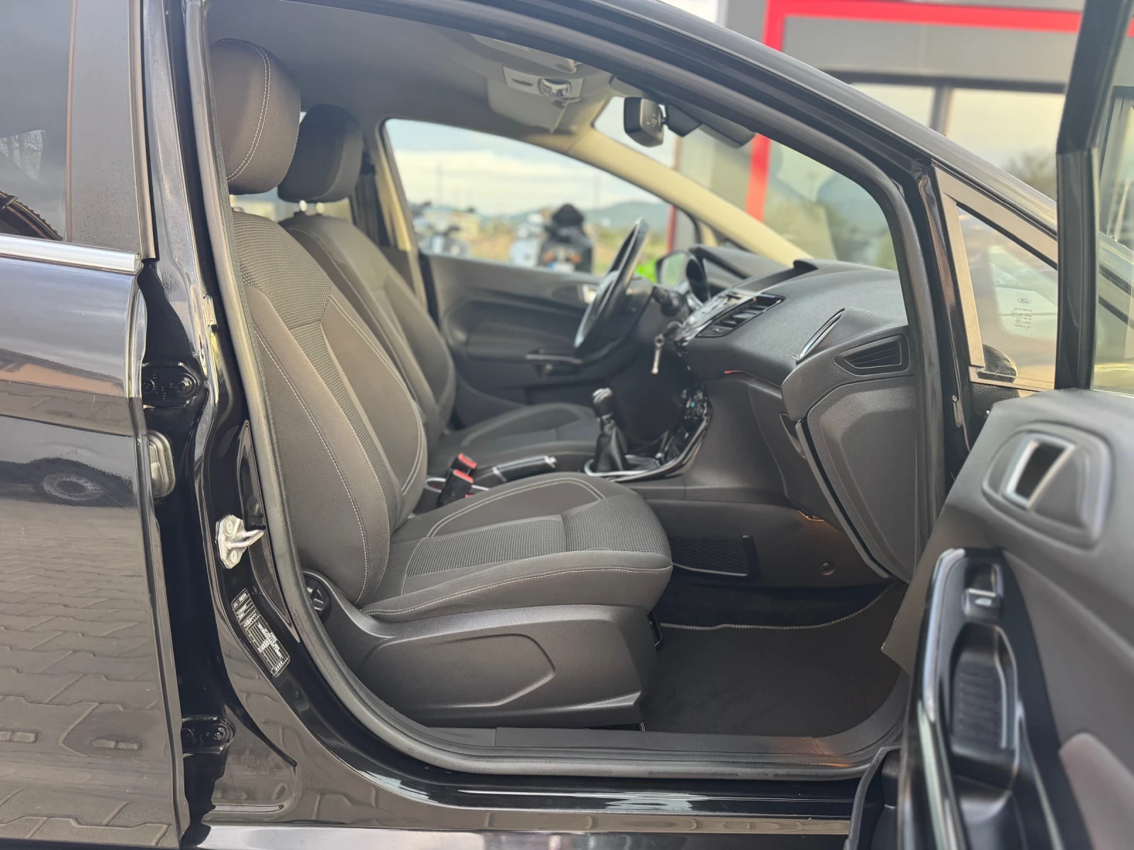 Ford Fiesta ST-OPTIC SERVIZ TOP, снимка 12 - Автомобили и джипове - 54260282