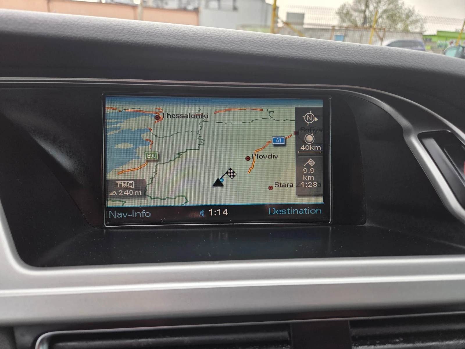 Audi A4 2.0TDI NAVI LED FULL, снимка 9 - Автомобили и джипове - 54345657