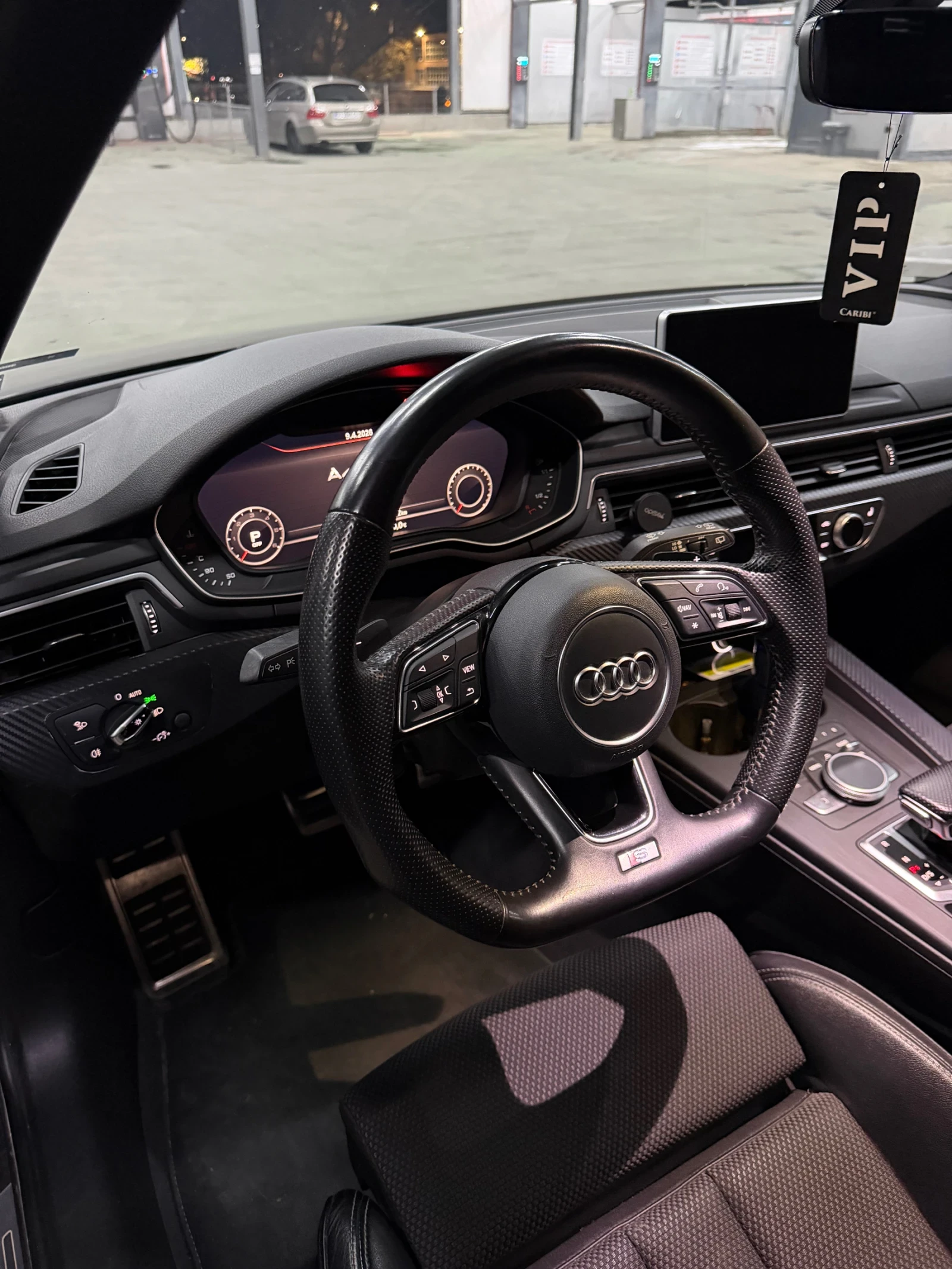 Audi A4, снимка 3 - Автомобили и джипове - 54887311