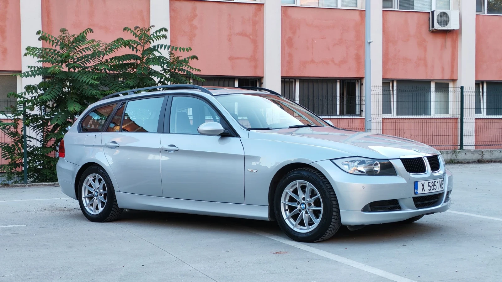 BMW 320 d, снимка 3 - Автомобили и джипове - 55131132
