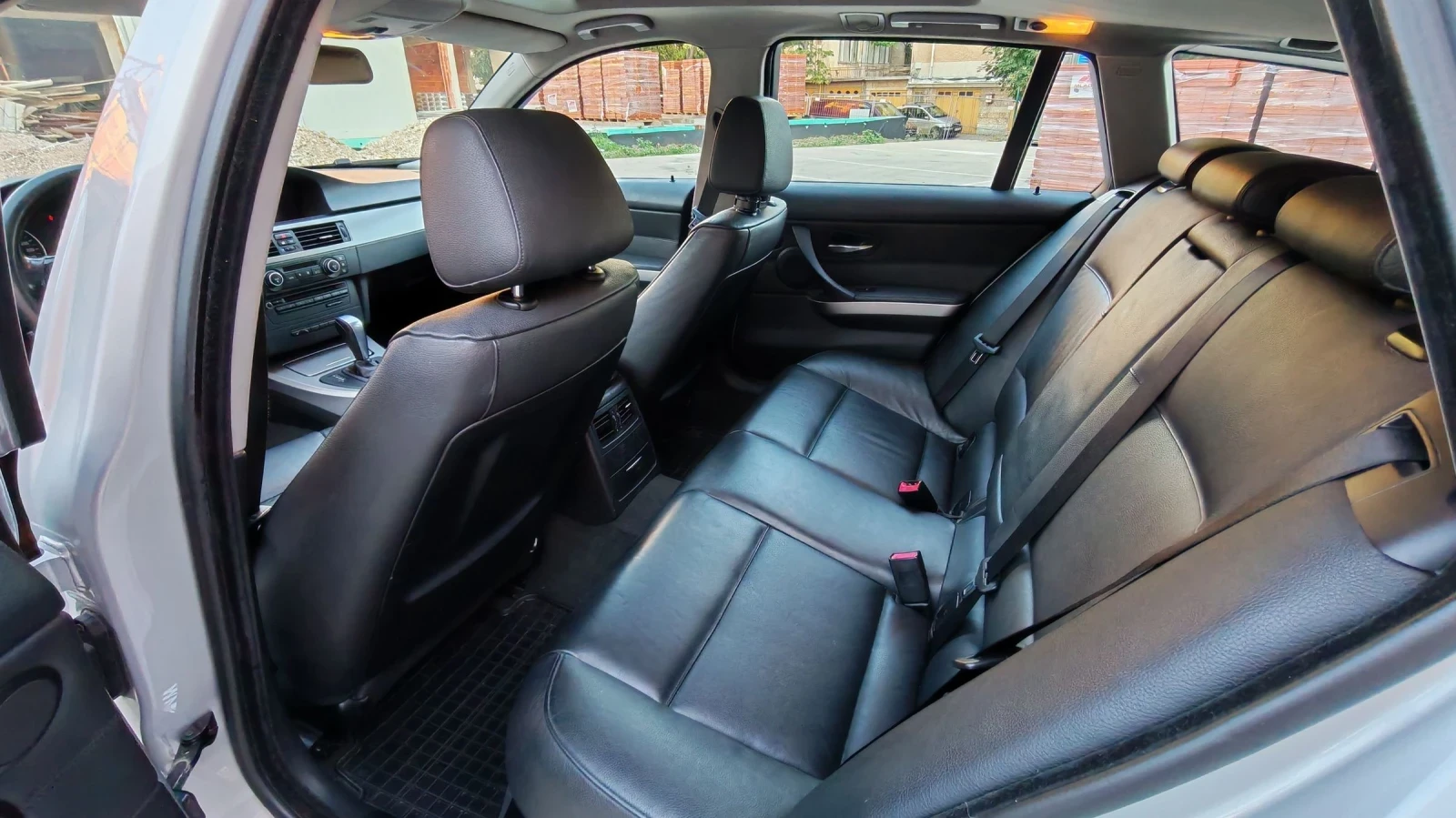 BMW 320 d, снимка 11 - Автомобили и джипове - 55131132