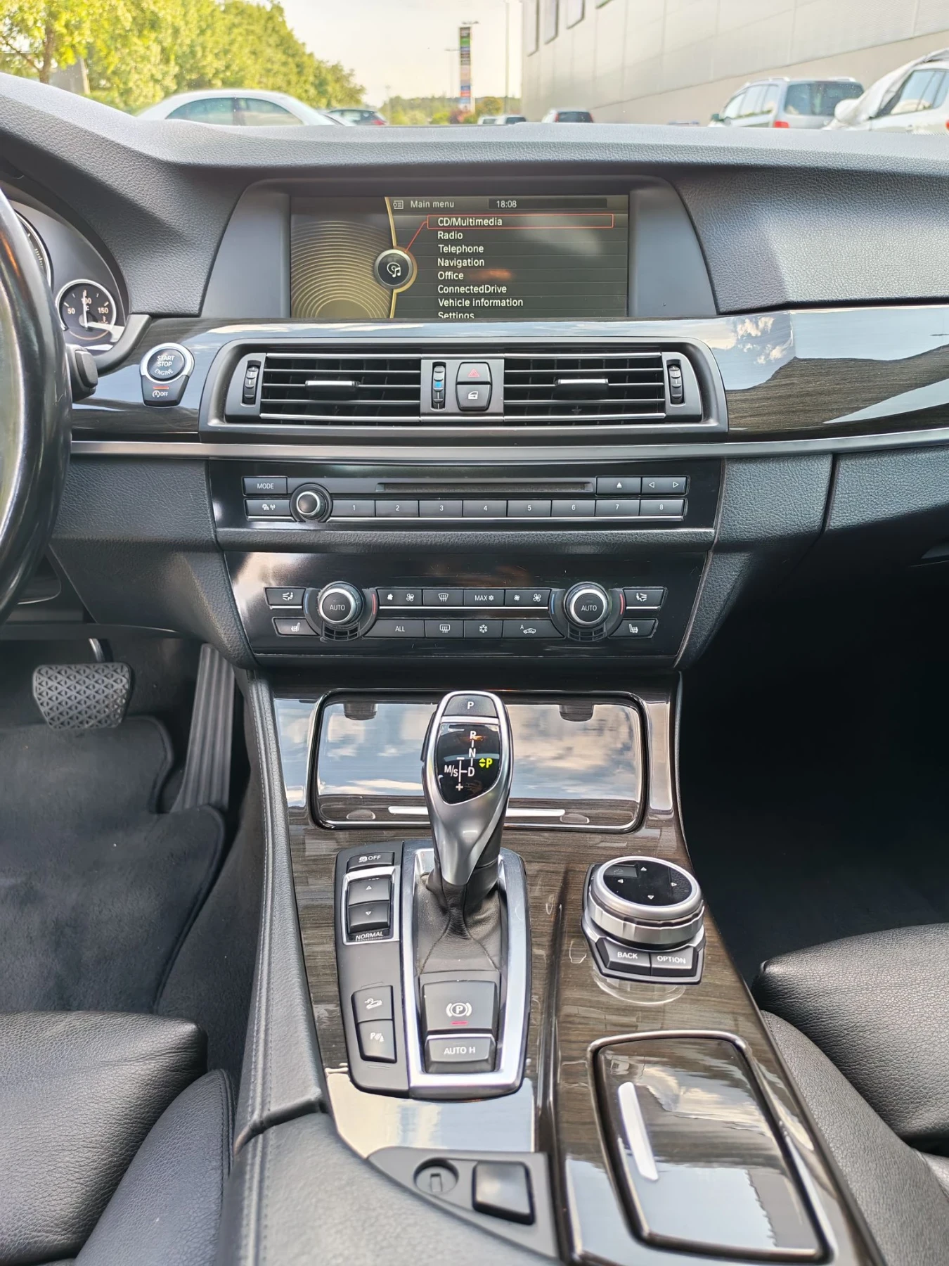 BMW 530 xd, снимка 9 - Автомобили и джипове - 55131132